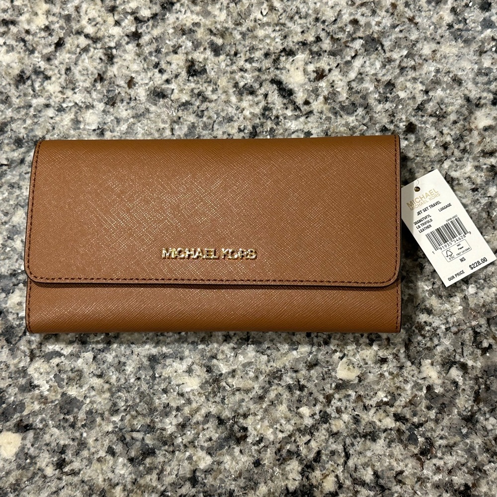 CLOSET CLOSING - OFFERS WELCOME! Michael Kors Tan Leather Wallet